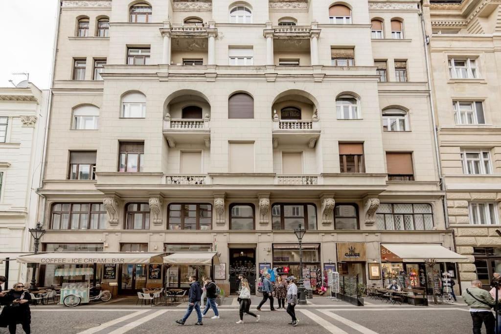 Klarahome Apartment Budapest Luaran gambar