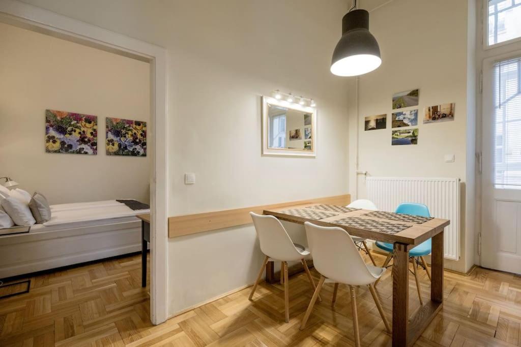 Klarahome Apartment Budapest Luaran gambar