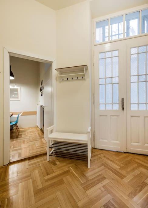 Klarahome Apartment Budapest Luaran gambar