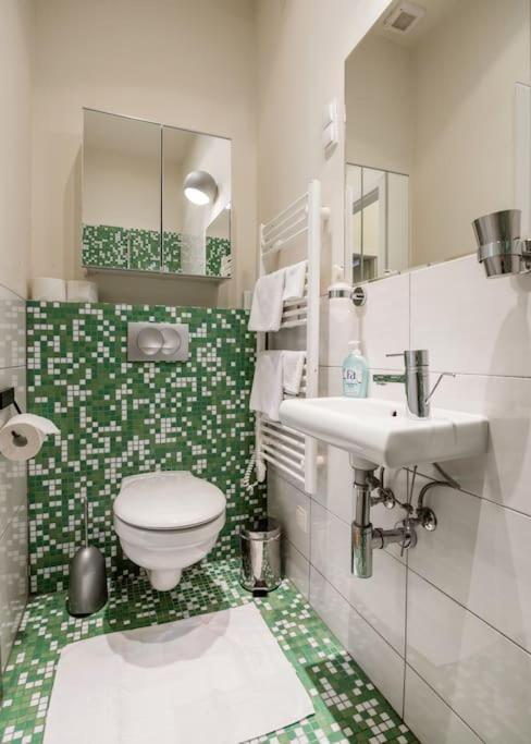 Klarahome Apartment Budapest Luaran gambar
