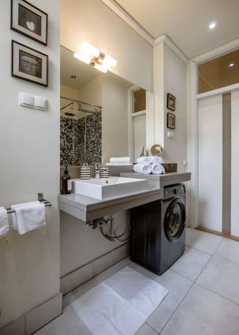 Klarahome Apartment Budapest Luaran gambar